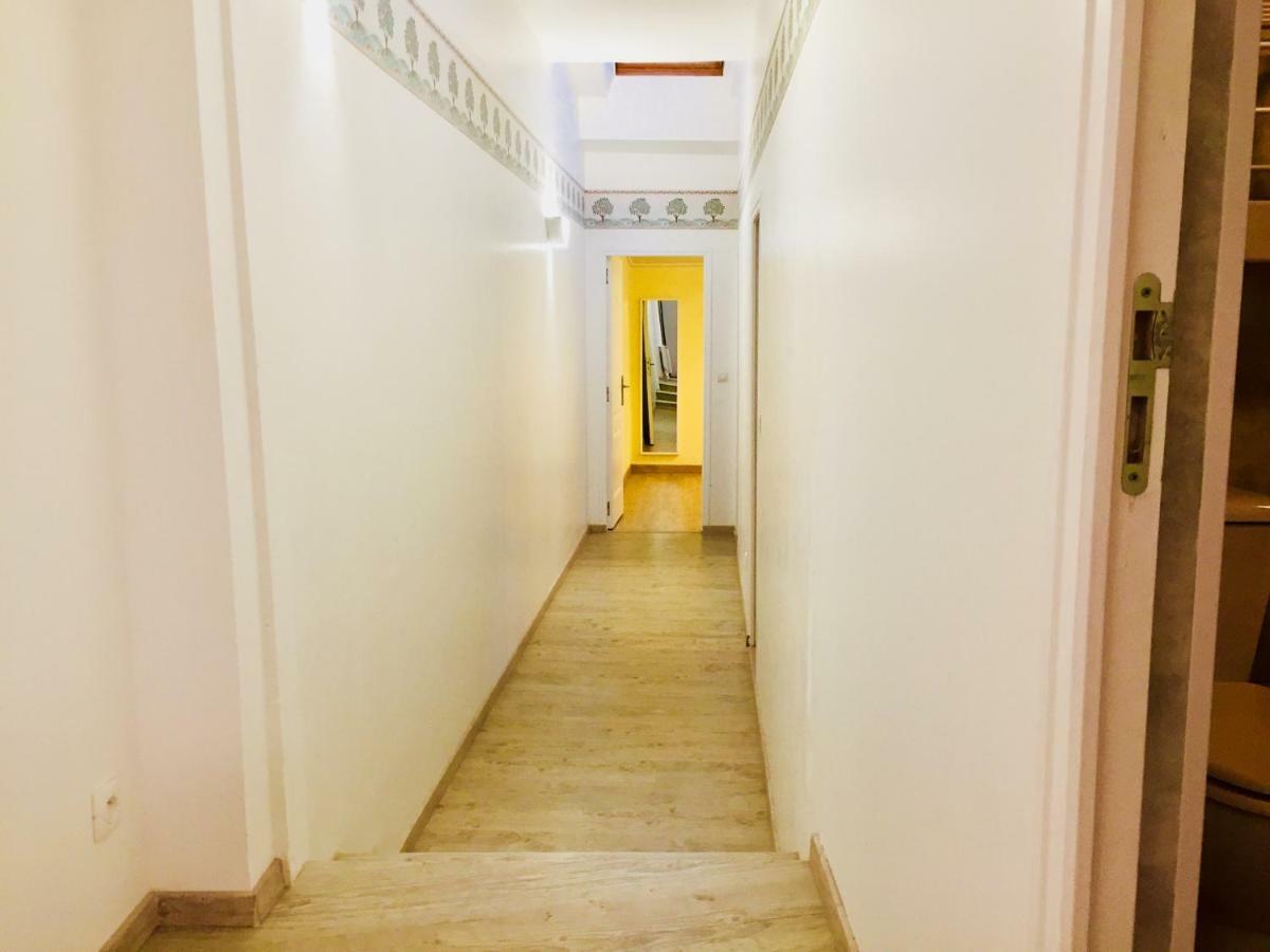 Villa Bigorra Lourdes Centre Le Sanctuaire La Grotte , Parking المظهر الخارجي الصورة